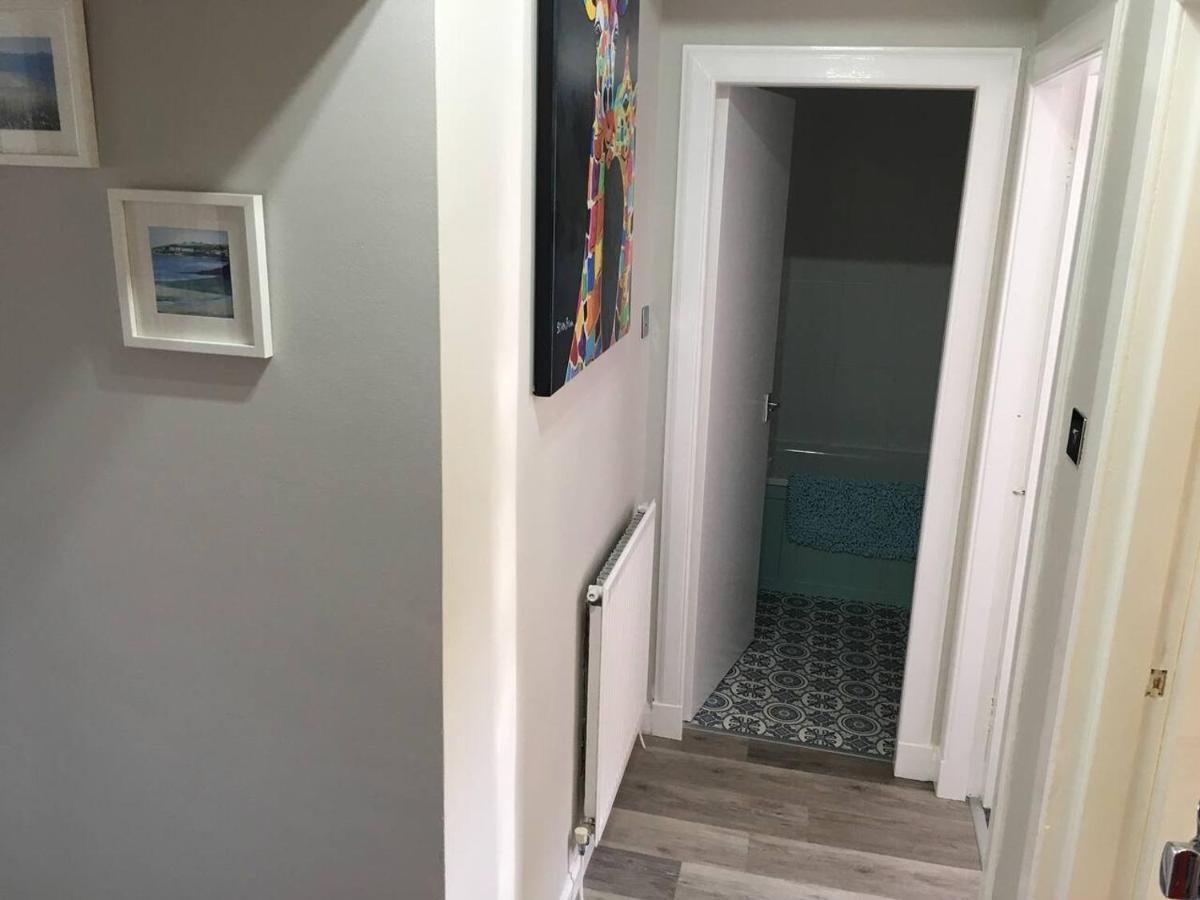 Lovely 2- Bed Apartment In Hawick Ngoại thất bức ảnh